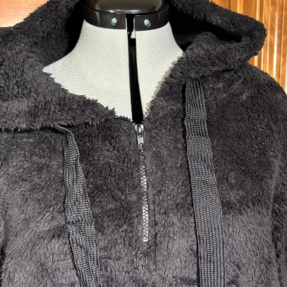 Sherpa Plush Black Fleece Hoodie 1/4 Zip Womens Large Cozy Pullover NWOT - Picture 2 of 8